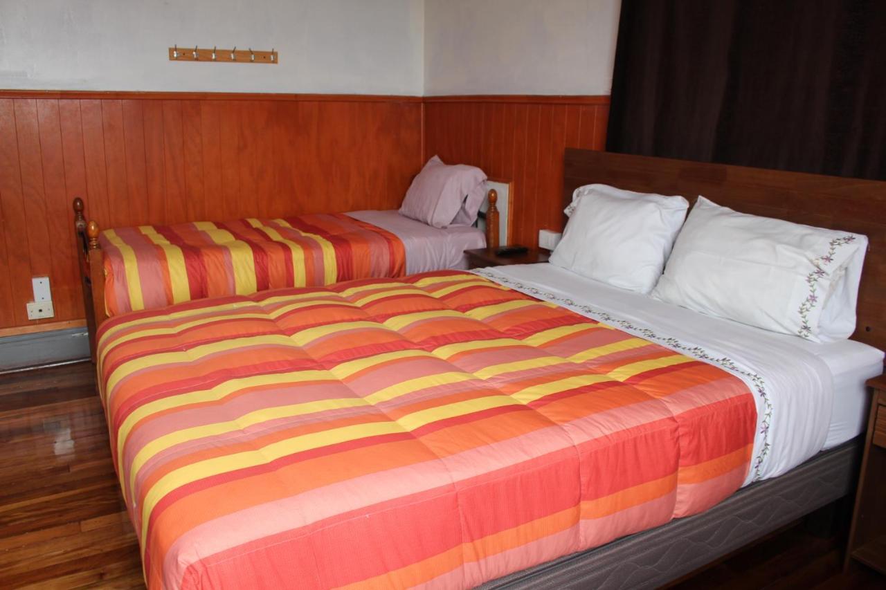 Hostal Capricho De Carlitos Valdivia Exterior photo