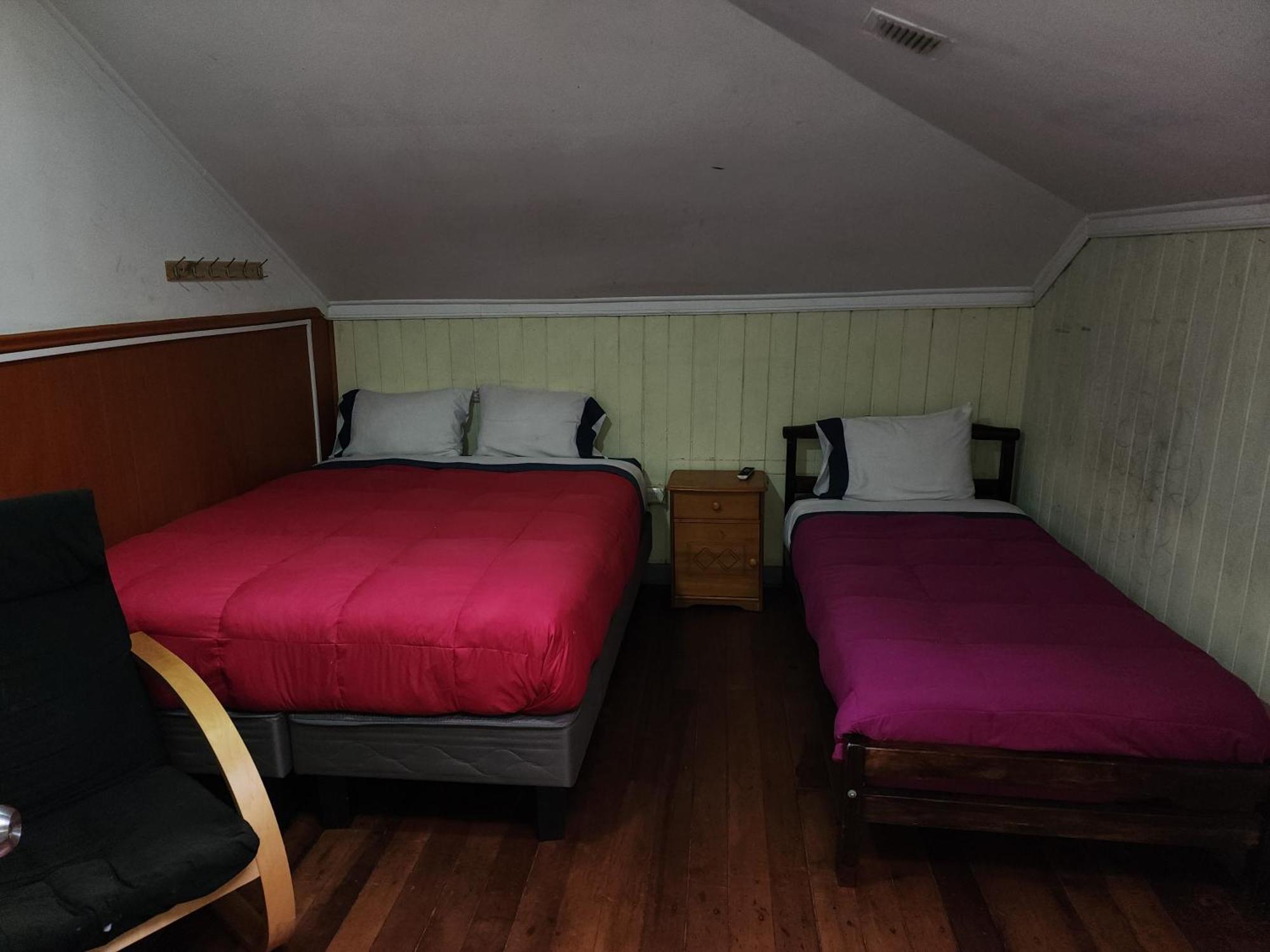 Hostal Capricho De Carlitos Valdivia Room photo
